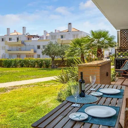 Apartment Cabanas Garden By The Sea By Lovelystay *